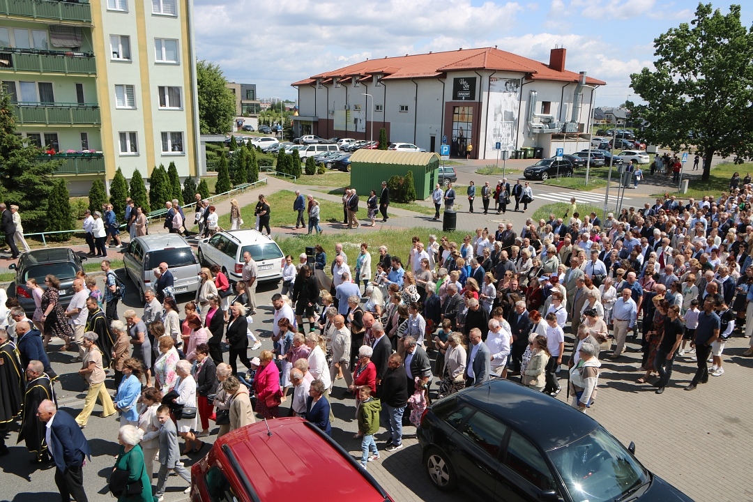 Boże Ciało 2025 - Parafia św. Franciszka z Asyżu w Ostrołęce [19.06.2025] - zdjęcie #42 - eOstroleka.pl