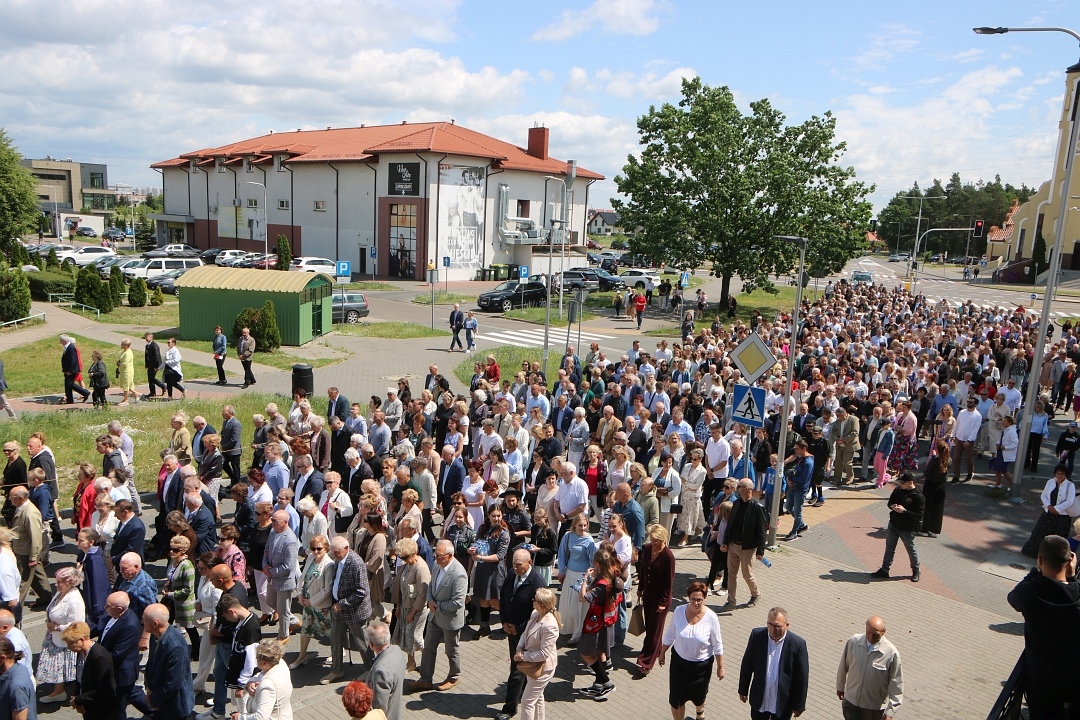 Boże Ciało 2025 - Parafia św. Franciszka z Asyżu w Ostrołęce [19.06.2025] - zdjęcie #40 - eOstroleka.pl