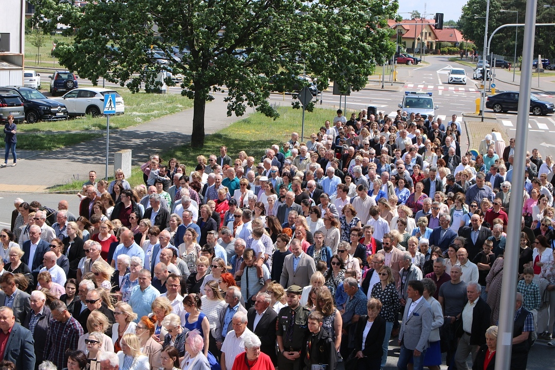 Boże Ciało 2025 - Parafia św. Franciszka z Asyżu w Ostrołęce [19.06.2025] - zdjęcie #37 - eOstroleka.pl