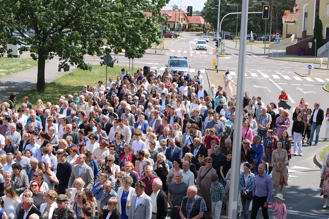 Boże Ciało 2025 - Parafia św. Franciszka z Asyżu w Ostrołęce [19.06.2025] - zdjęcie #36 - eOstroleka.pl