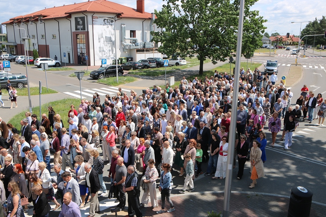 Boże Ciało 2025 - Parafia św. Franciszka z Asyżu w Ostrołęce [19.06.2025] - zdjęcie #35 - eOstroleka.pl