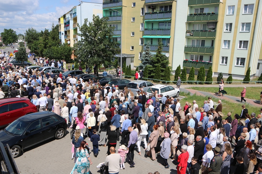 Boże Ciało 2025 - Parafia św. Franciszka z Asyżu w Ostrołęce [19.06.2025] - zdjęcie #33 - eOstroleka.pl