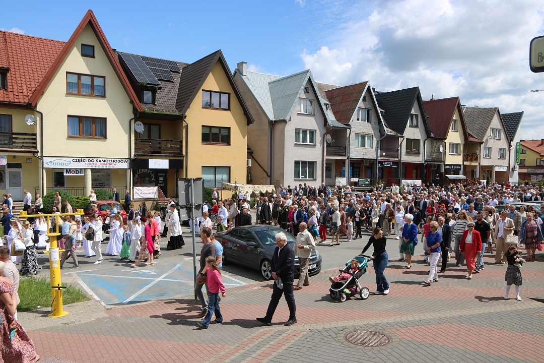 Boże Ciało 2025 - Parafia św. Franciszka z Asyżu w Ostrołęce [19.06.2025] - zdjęcie #3 - eOstroleka.pl