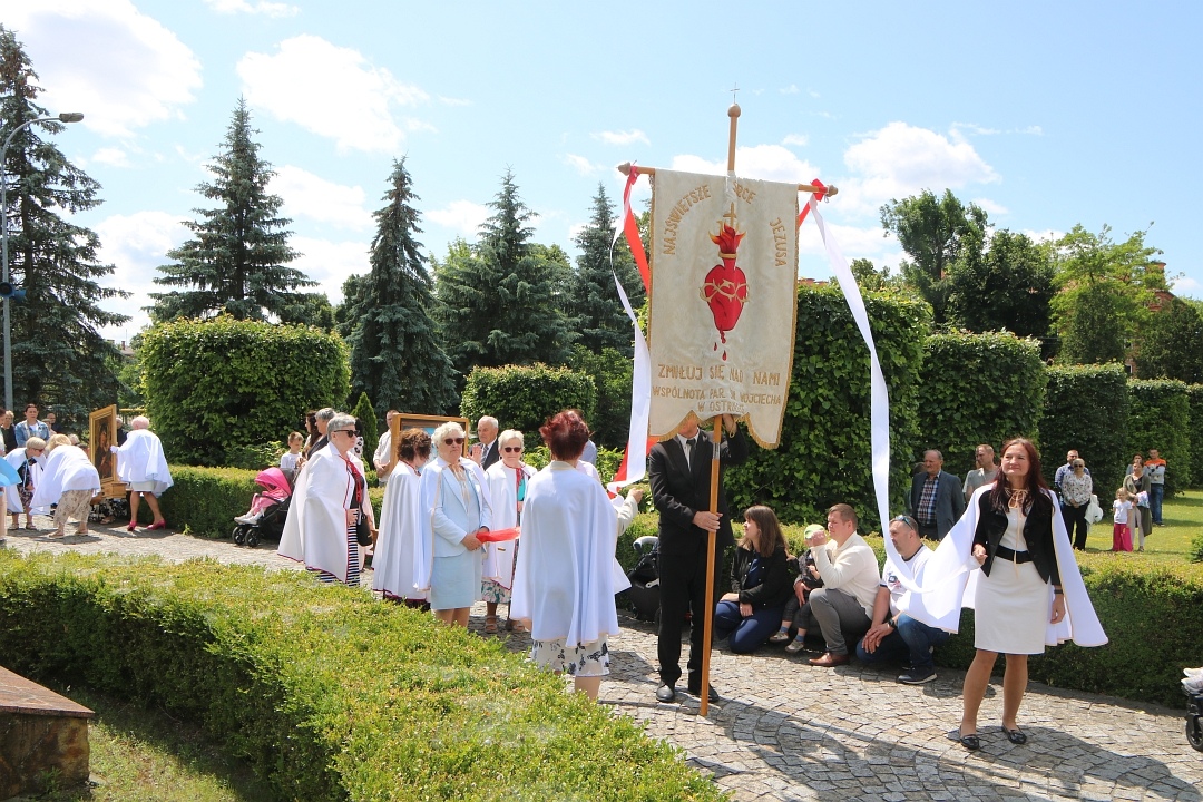 Boże Ciało 2025 - Kościół św. Wojciecha  [19.06.2025] - zdjęcie #29 - eOstroleka.pl