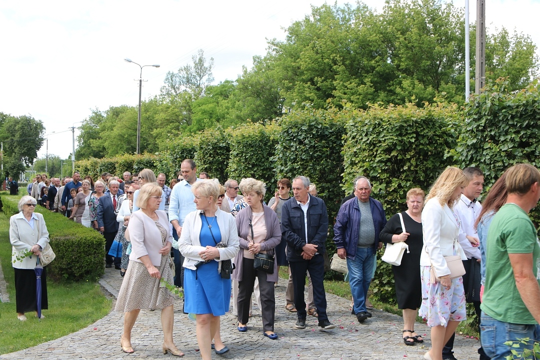 Boże Ciało 2025 - Kościół św. Wojciecha  [19.06.2025] - zdjęcie #11 - eOstroleka.pl