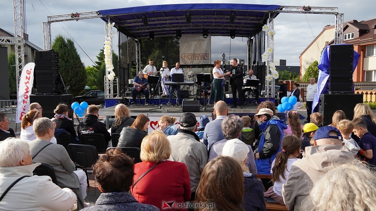 Koncert Uwielbienia - zespół Exodus 15 i Festiwal Piosenki Religijnej [19.06.2025] - zdjęcie #377 - eOstroleka.pl