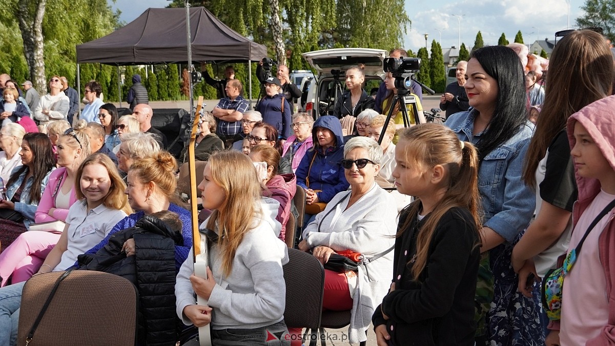 Koncert Uwielbienia - zespół Exodus 15 i Festiwal Piosenki Religijnej [19.06.2025] - zdjęcie #371 - eOstroleka.pl