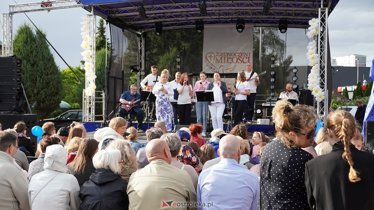 Koncert Uwielbienia - zespół Exodus 15 i Festiwal Piosenki Religijnej [19.06.2025] - zdjęcie #343 - eOstroleka.pl