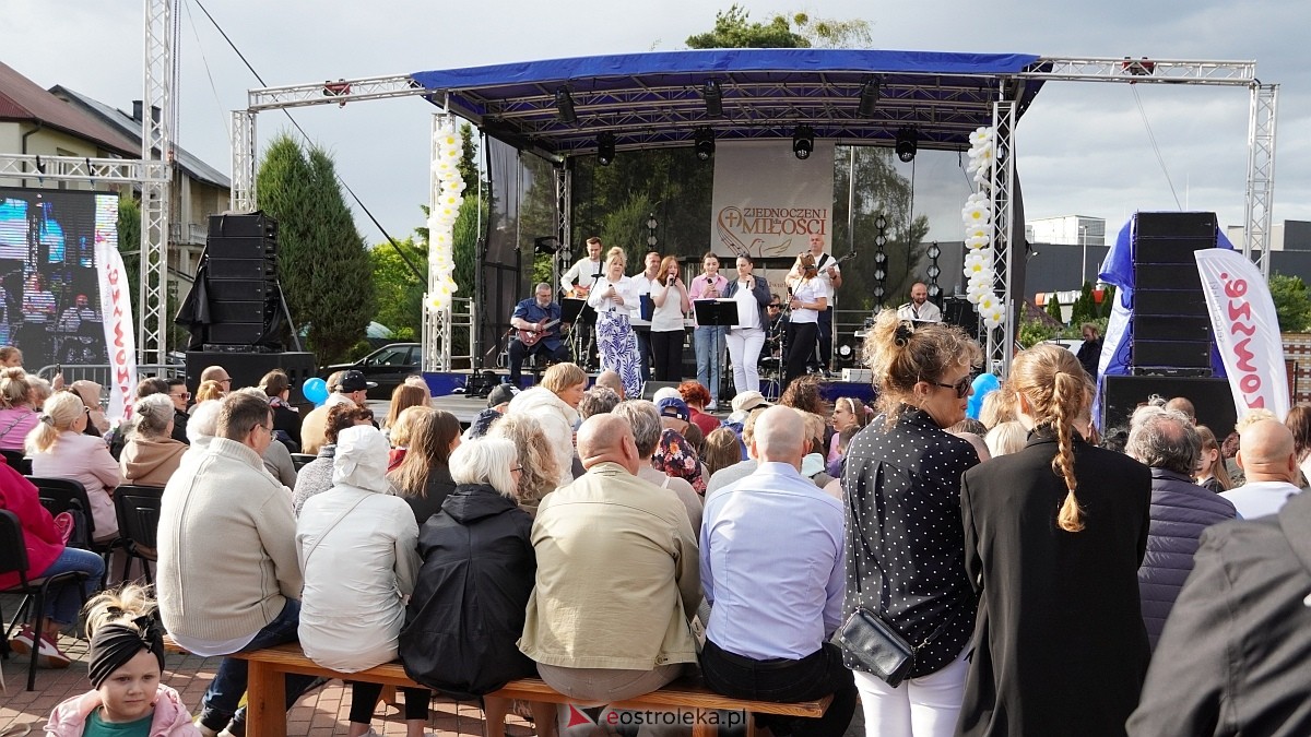 Koncert Uwielbienia - zespół Exodus 15 i Festiwal Piosenki Religijnej [19.06.2025] - zdjęcie #341 - eOstroleka.pl