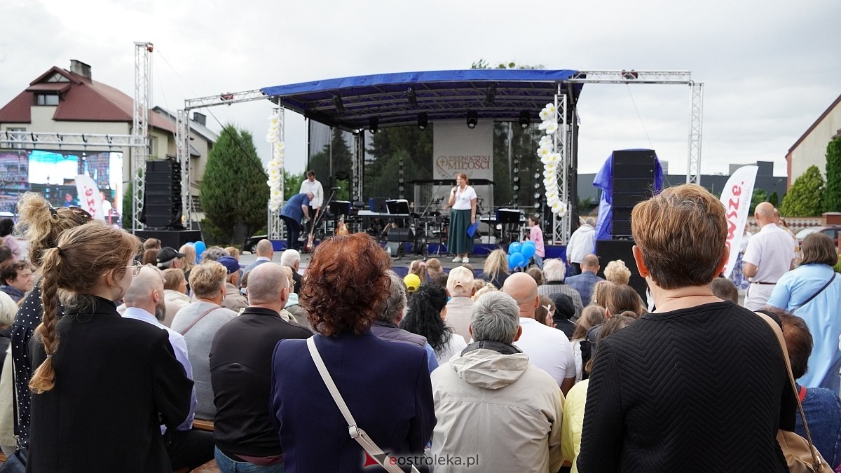 Koncert Uwielbienia - zespół Exodus 15 i Festiwal Piosenki Religijnej [19.06.2025] - zdjęcie #321 - eOstroleka.pl