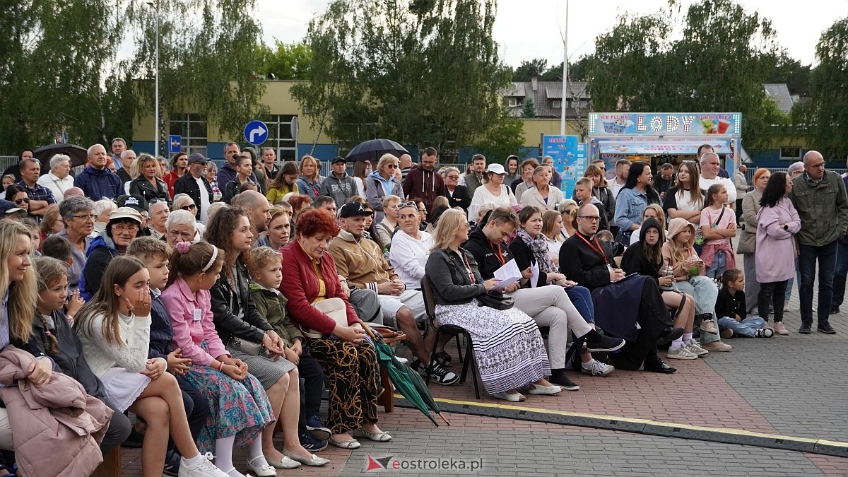 Koncert Uwielbienia - zespół Exodus 15 i Festiwal Piosenki Religijnej [19.06.2025] - zdjęcie #311 - eOstroleka.pl