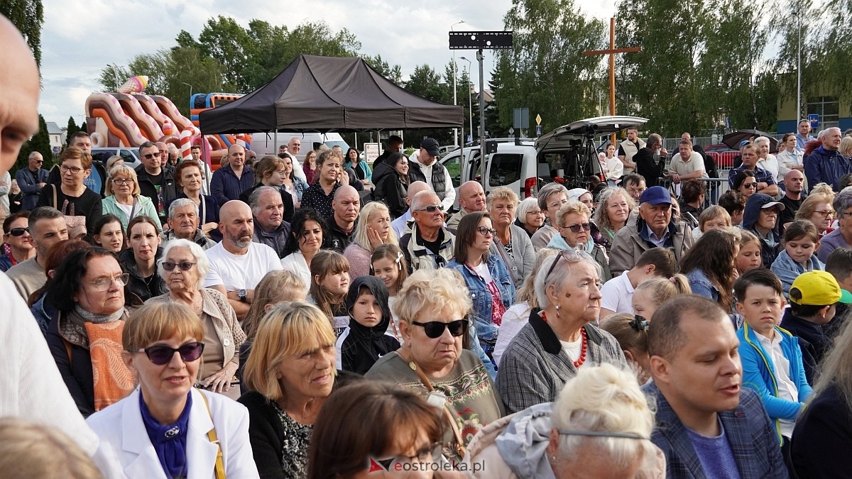 Koncert Uwielbienia - zespół Exodus 15 i Festiwal Piosenki Religijnej [19.06.2025] - zdjęcie #295 - eOstroleka.pl