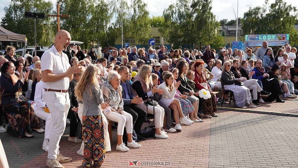 Koncert Uwielbienia - zespół Exodus 15 i Festiwal Piosenki Religijnej [19.06.2025] - zdjęcie #289 - eOstroleka.pl