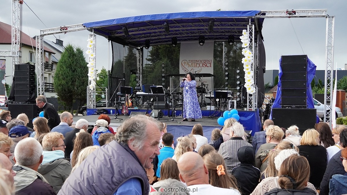 Koncert Uwielbienia - zespół Exodus 15 i Festiwal Piosenki Religijnej [19.06.2025] - zdjęcie #285 - eOstroleka.pl