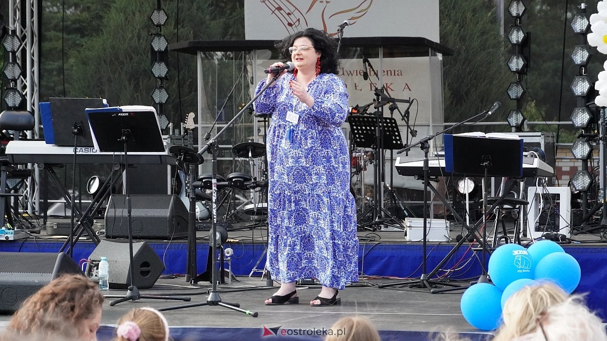 Koncert Uwielbienia - zespół Exodus 15 i Festiwal Piosenki Religijnej [19.06.2025] - zdjęcie #284 - eOstroleka.pl