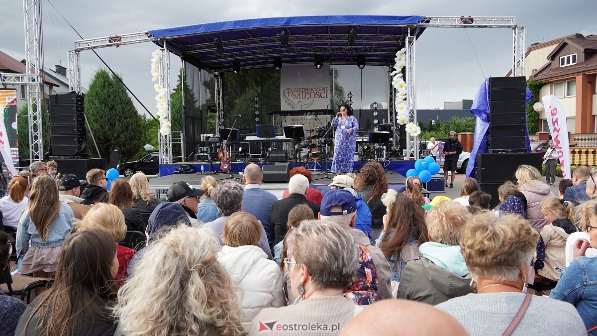 Koncert Uwielbienia - zespół Exodus 15 i Festiwal Piosenki Religijnej [19.06.2025] - zdjęcie #283 - eOstroleka.pl