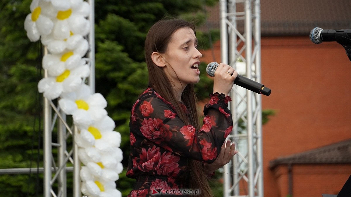 Koncert Uwielbienia - zespół Exodus 15 i Festiwal Piosenki Religijnej [19.06.2025] - zdjęcie #266 - eOstroleka.pl