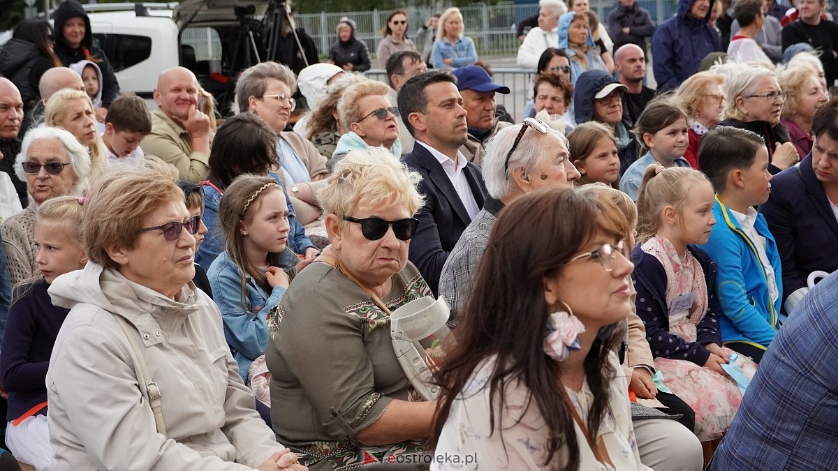 Koncert Uwielbienia - zespół Exodus 15 i Festiwal Piosenki Religijnej [19.06.2025] - zdjęcie #258 - eOstroleka.pl