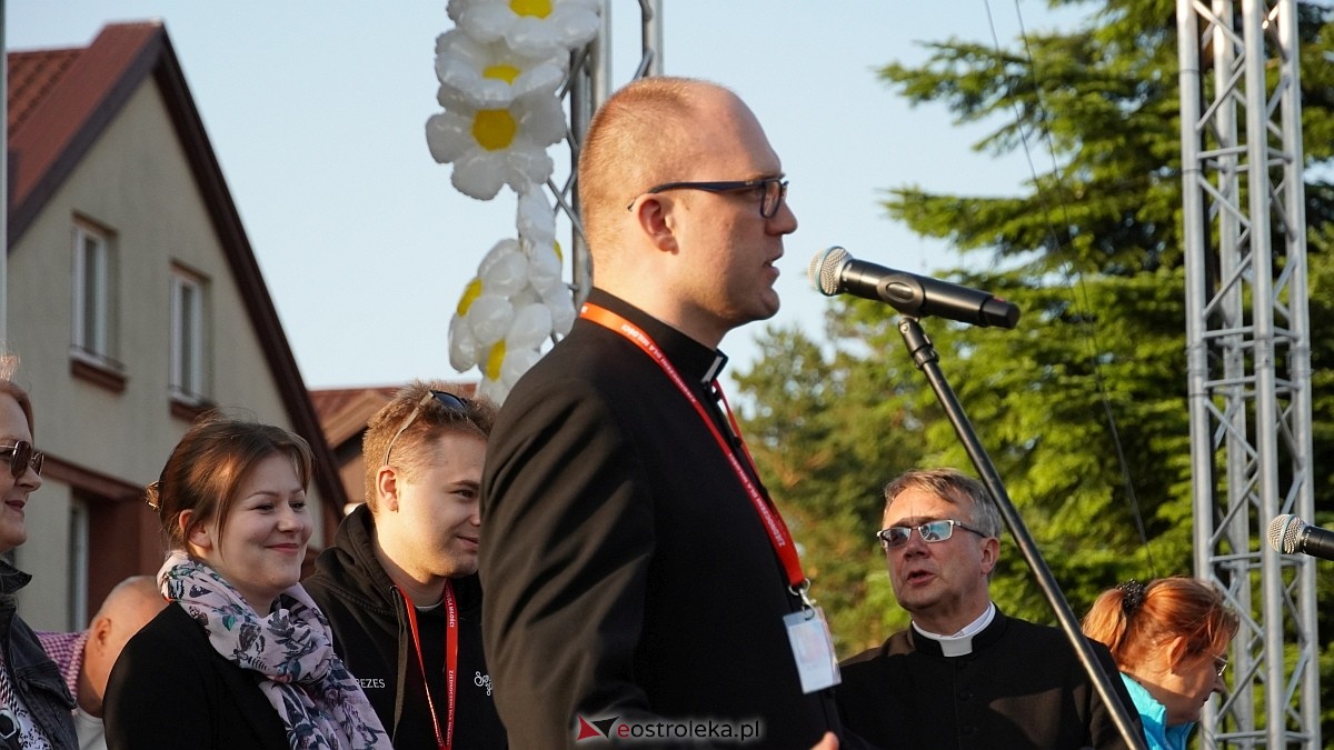 Koncert Uwielbienia - zespół Exodus 15 i Festiwal Piosenki Religijnej [19.06.2025] - zdjęcie #247 - eOstroleka.pl