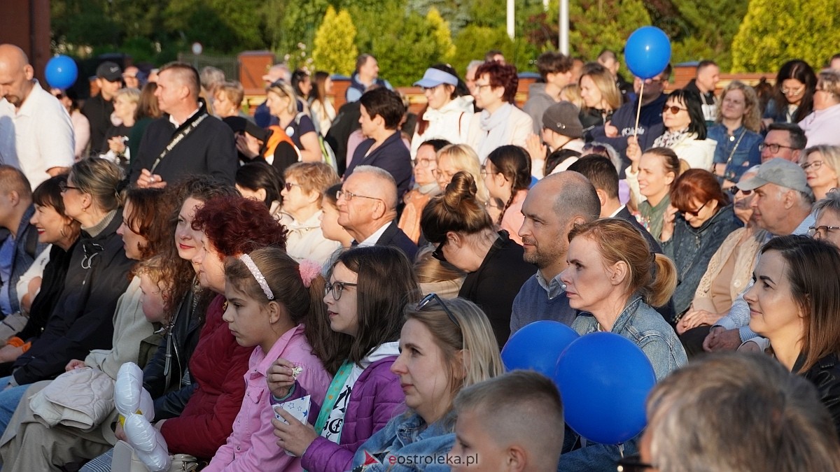 Koncert Uwielbienia - zespół Exodus 15 i Festiwal Piosenki Religijnej [19.06.2025] - zdjęcie #243 - eOstroleka.pl