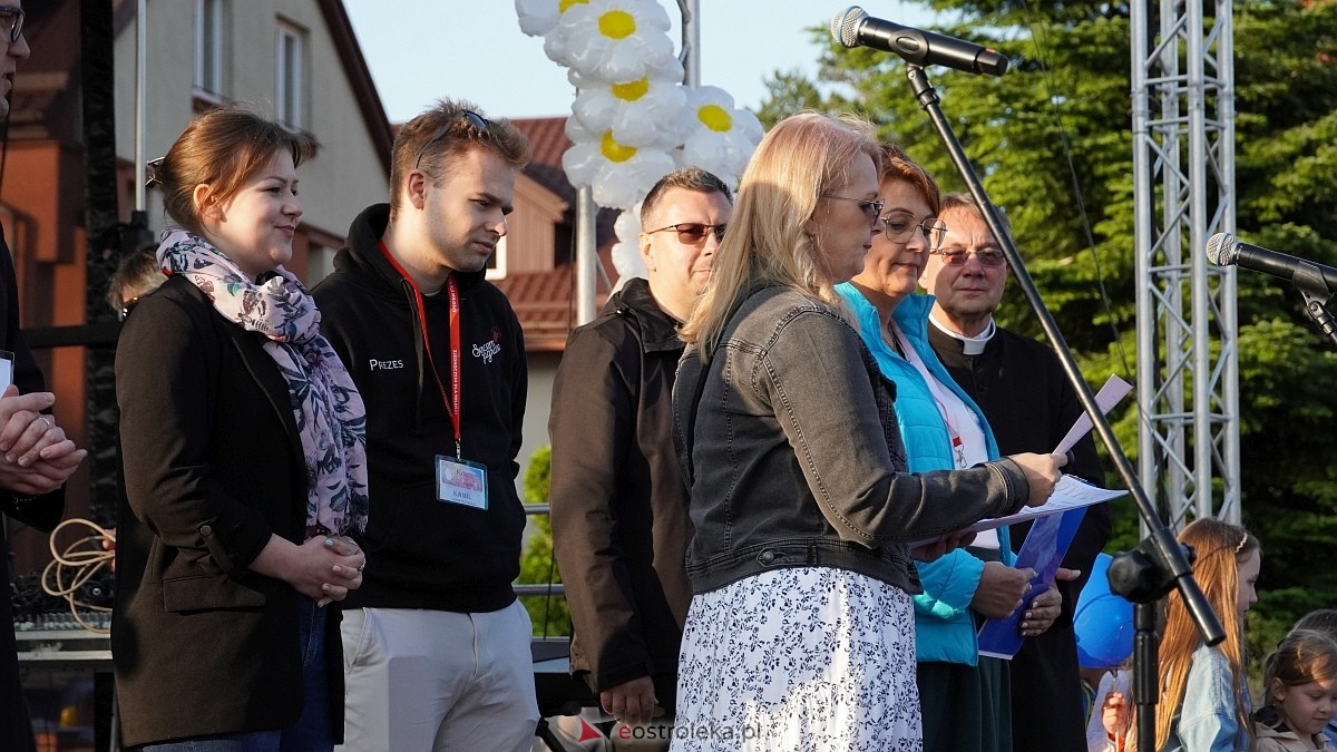 Koncert Uwielbienia - zespół Exodus 15 i Festiwal Piosenki Religijnej [19.06.2025] - zdjęcie #241 - eOstroleka.pl