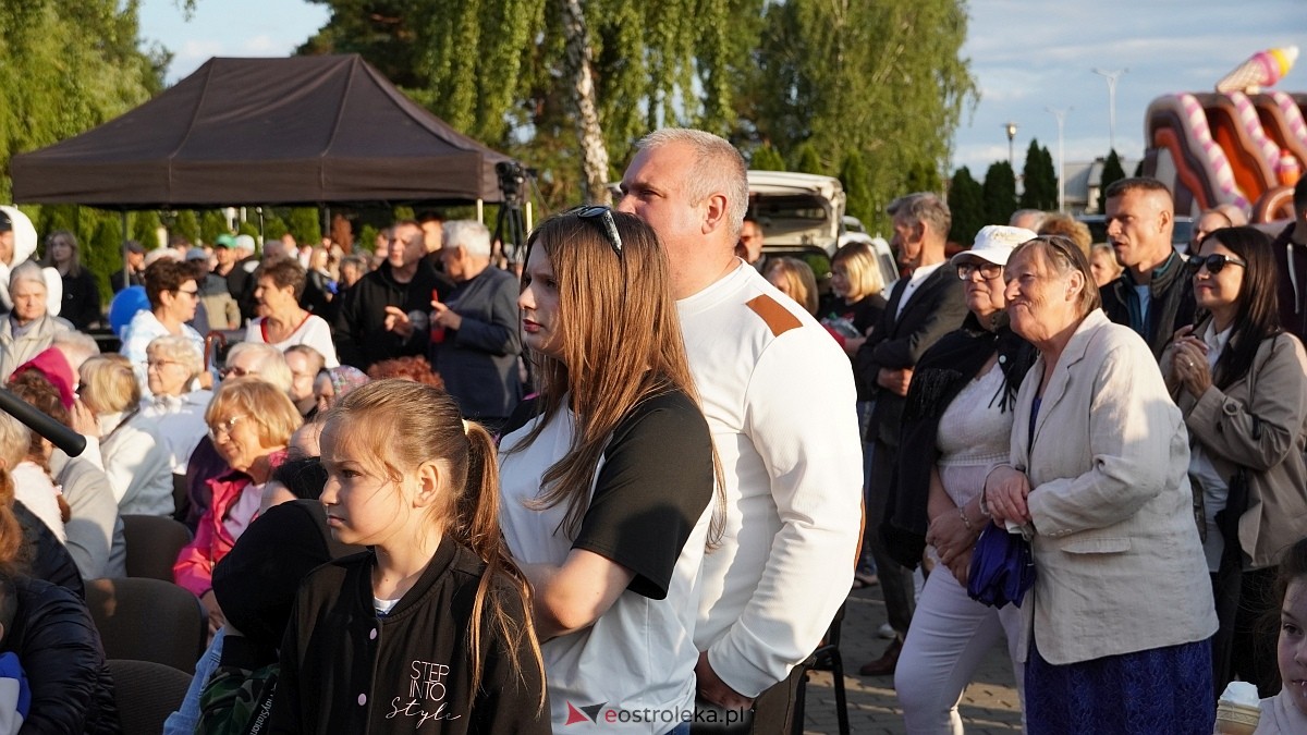 Koncert Uwielbienia - zespół Exodus 15 i Festiwal Piosenki Religijnej [19.06.2025] - zdjęcie #209 - eOstroleka.pl