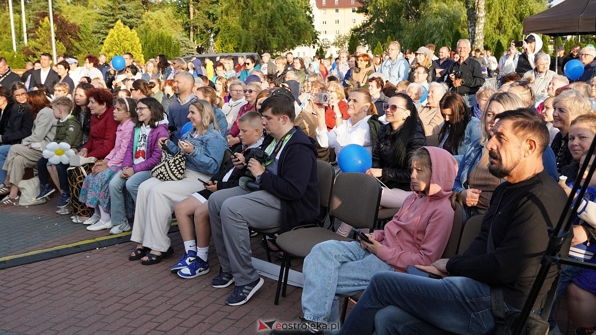 Koncert Uwielbienia - zespół Exodus 15 i Festiwal Piosenki Religijnej [19.06.2025] - zdjęcie #207 - eOstroleka.pl