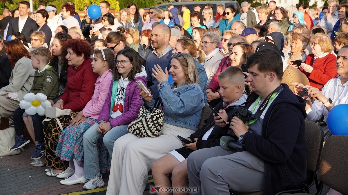 Koncert Uwielbienia - zespół Exodus 15 i Festiwal Piosenki Religijnej [19.06.2025] - zdjęcie #205 - eOstroleka.pl
