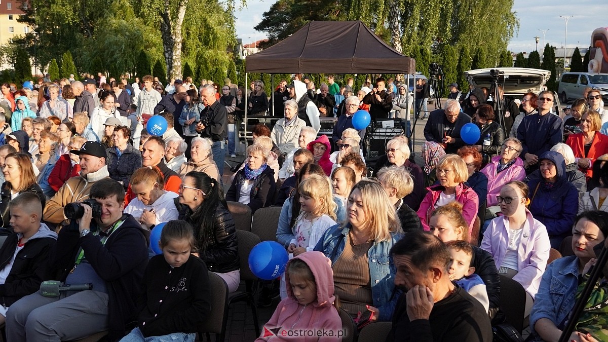 Koncert Uwielbienia - zespół Exodus 15 i Festiwal Piosenki Religijnej [19.06.2025] - zdjęcie #212 - eOstroleka.pl