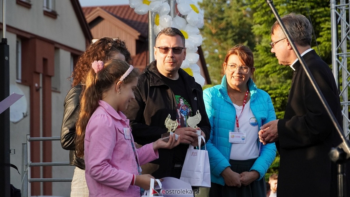Koncert Uwielbienia - zespół Exodus 15 i Festiwal Piosenki Religijnej [19.06.2025] - zdjęcie #195 - eOstroleka.pl