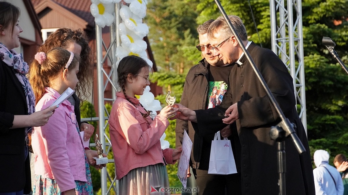 Koncert Uwielbienia - zespół Exodus 15 i Festiwal Piosenki Religijnej [19.06.2025] - zdjęcie #191 - eOstroleka.pl