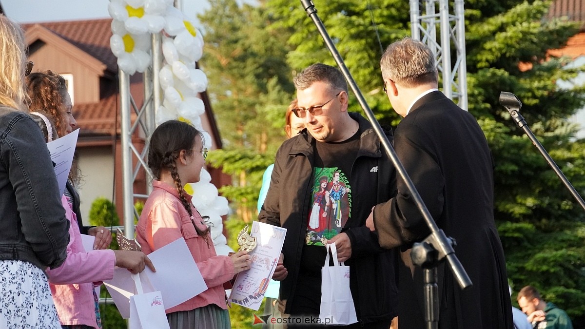 Koncert Uwielbienia - zespół Exodus 15 i Festiwal Piosenki Religijnej [19.06.2025] - zdjęcie #190 - eOstroleka.pl
