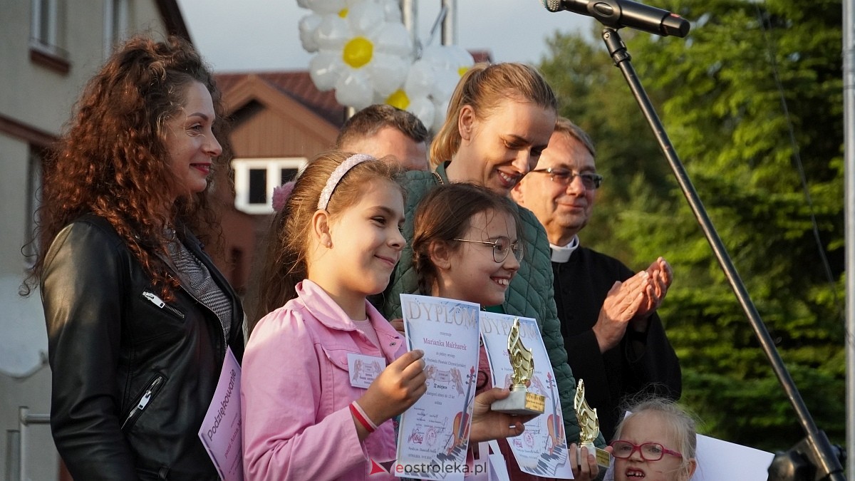 Koncert Uwielbienia - zespół Exodus 15 i Festiwal Piosenki Religijnej [19.06.2025] - zdjęcie #187 - eOstroleka.pl