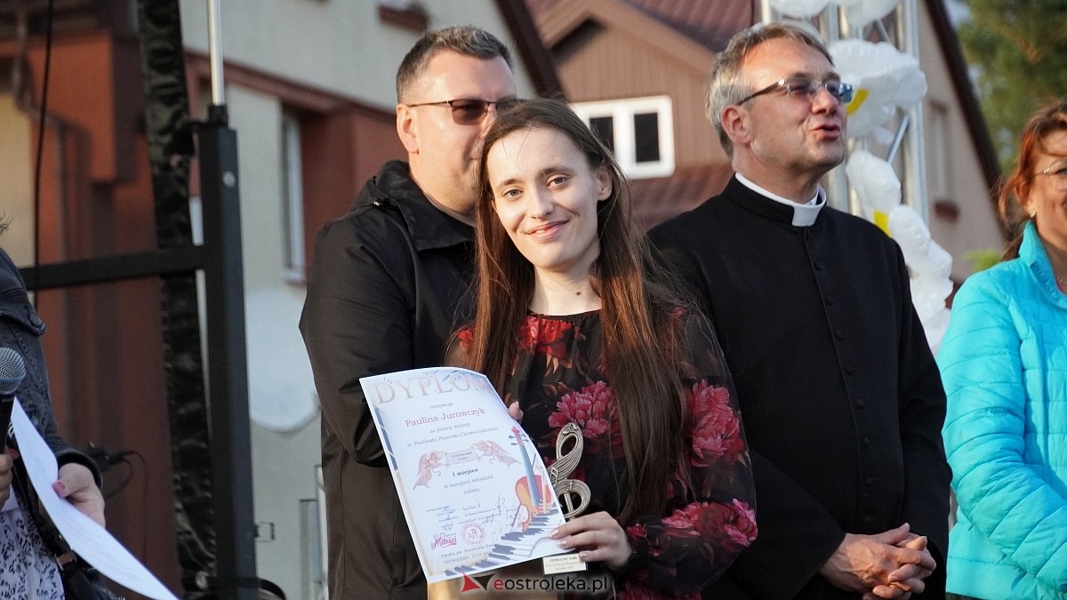 Koncert Uwielbienia - zespół Exodus 15 i Festiwal Piosenki Religijnej [19.06.2025] - zdjęcie #180 - eOstroleka.pl