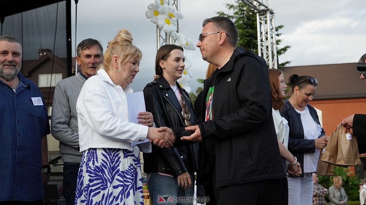 Koncert Uwielbienia - zespół Exodus 15 i Festiwal Piosenki Religijnej [19.06.2025] - zdjęcie #135 - eOstroleka.pl