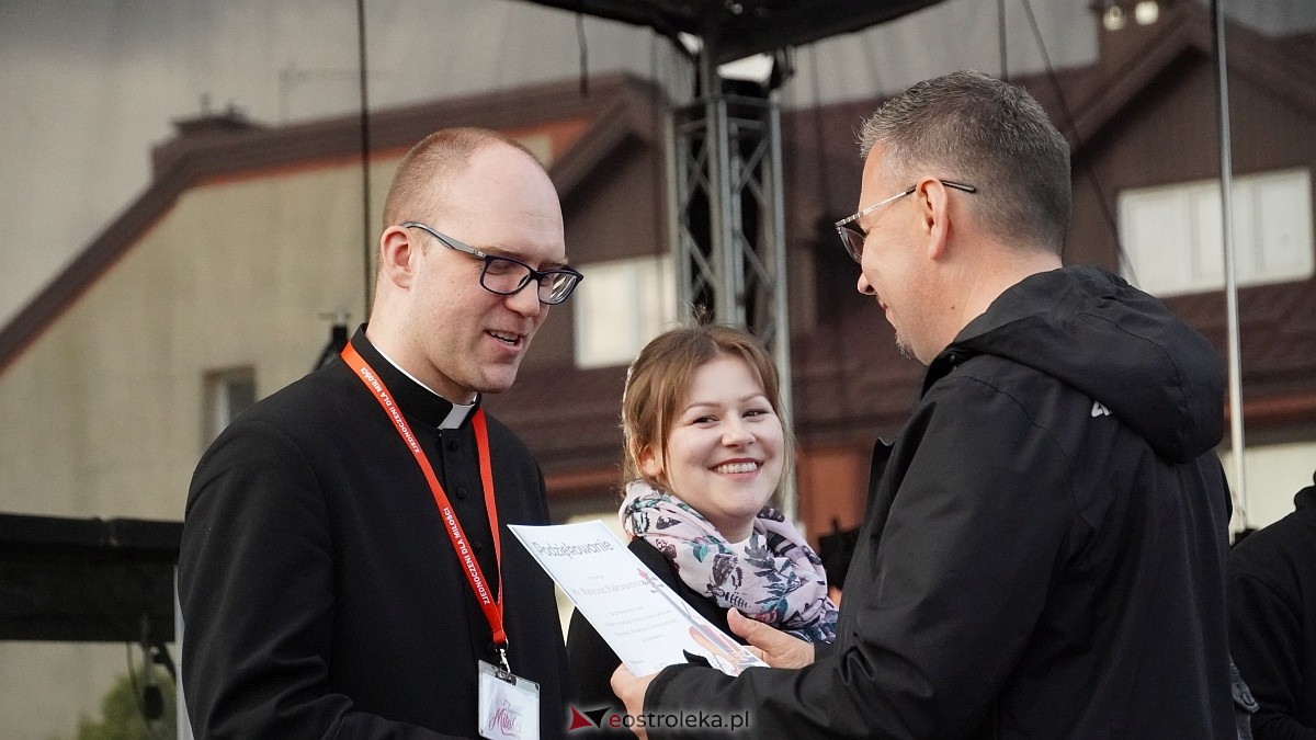 Koncert Uwielbienia - zespół Exodus 15 i Festiwal Piosenki Religijnej [19.06.2025] - zdjęcie #144 - eOstroleka.pl