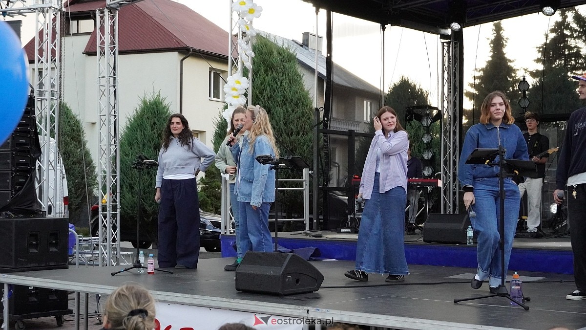Koncert Uwielbienia - zespół Exodus 15 i Festiwal Piosenki Religijnej [19.06.2025] - zdjęcie #133 - eOstroleka.pl