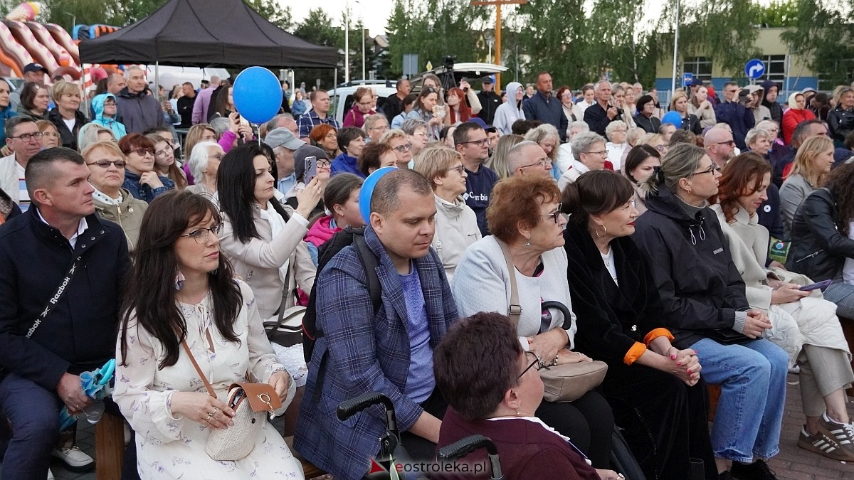 Koncert Uwielbienia - zespół Exodus 15 i Festiwal Piosenki Religijnej [19.06.2025] - zdjęcie #126 - eOstroleka.pl