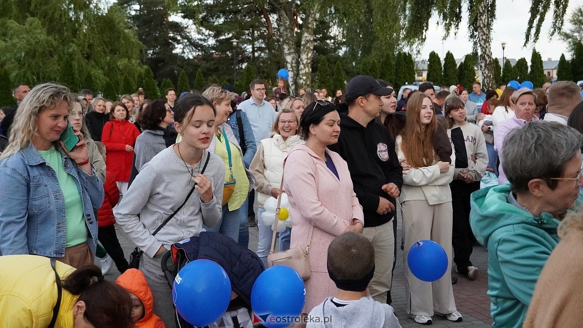 Koncert Uwielbienia - zespół Exodus 15 i Festiwal Piosenki Religijnej [19.06.2025] - zdjęcie #112 - eOstroleka.pl