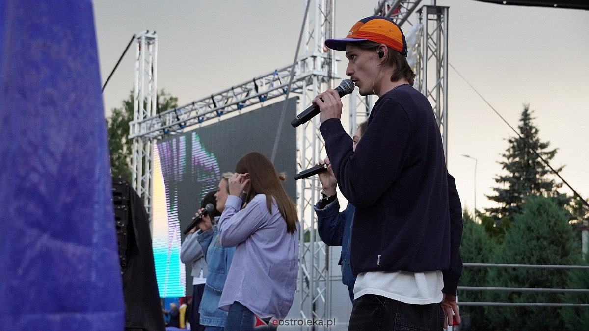 Koncert Uwielbienia - zespół Exodus 15 i Festiwal Piosenki Religijnej [19.06.2025] - zdjęcie #110 - eOstroleka.pl