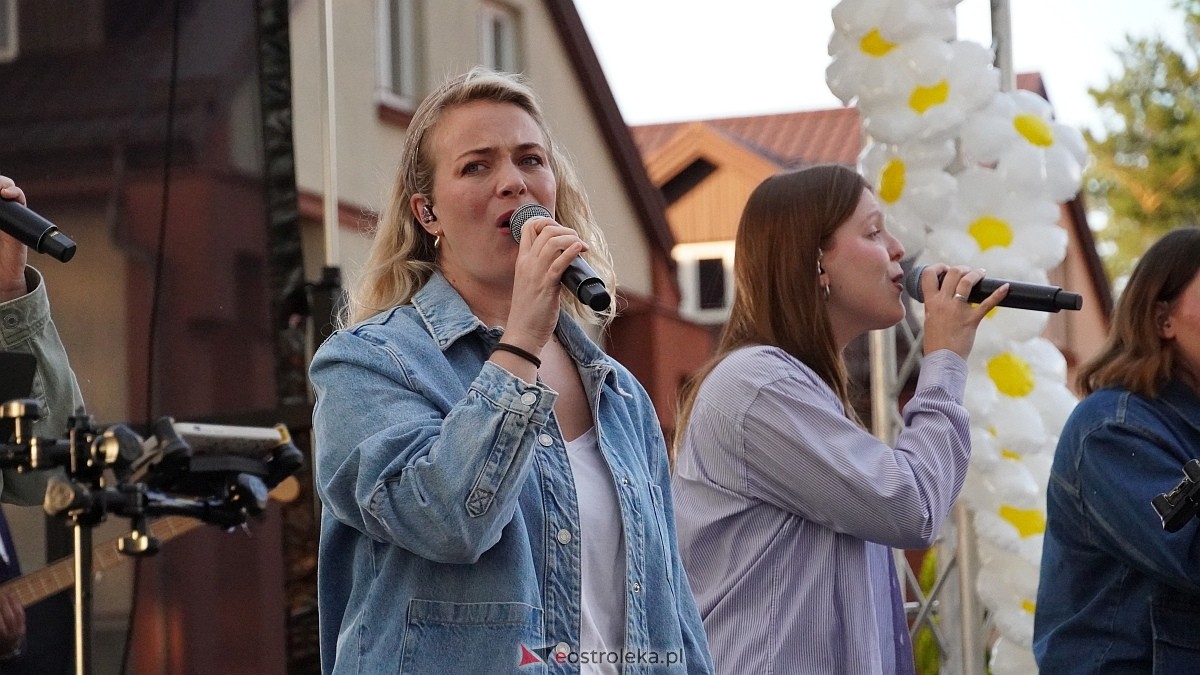 Koncert Uwielbienia - zespół Exodus 15 i Festiwal Piosenki Religijnej [19.06.2025] - zdjęcie #89 - eOstroleka.pl