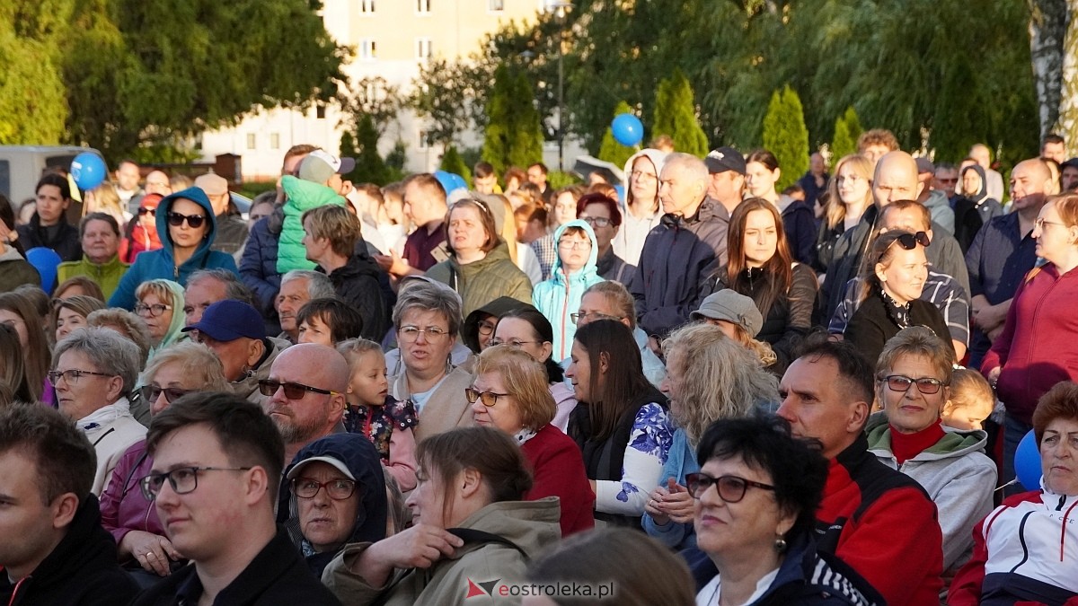 Koncert Uwielbienia - zespół Exodus 15 i Festiwal Piosenki Religijnej [19.06.2025] - zdjęcie #77 - eOstroleka.pl