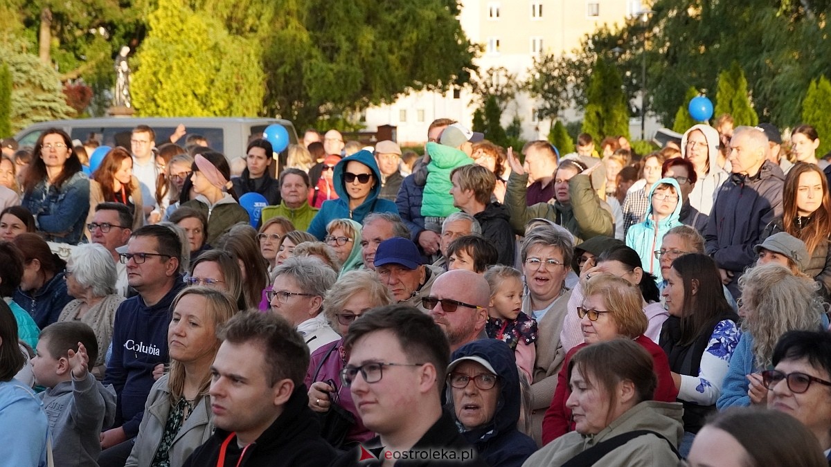Koncert Uwielbienia - zespół Exodus 15 i Festiwal Piosenki Religijnej [19.06.2025] - zdjęcie #76 - eOstroleka.pl