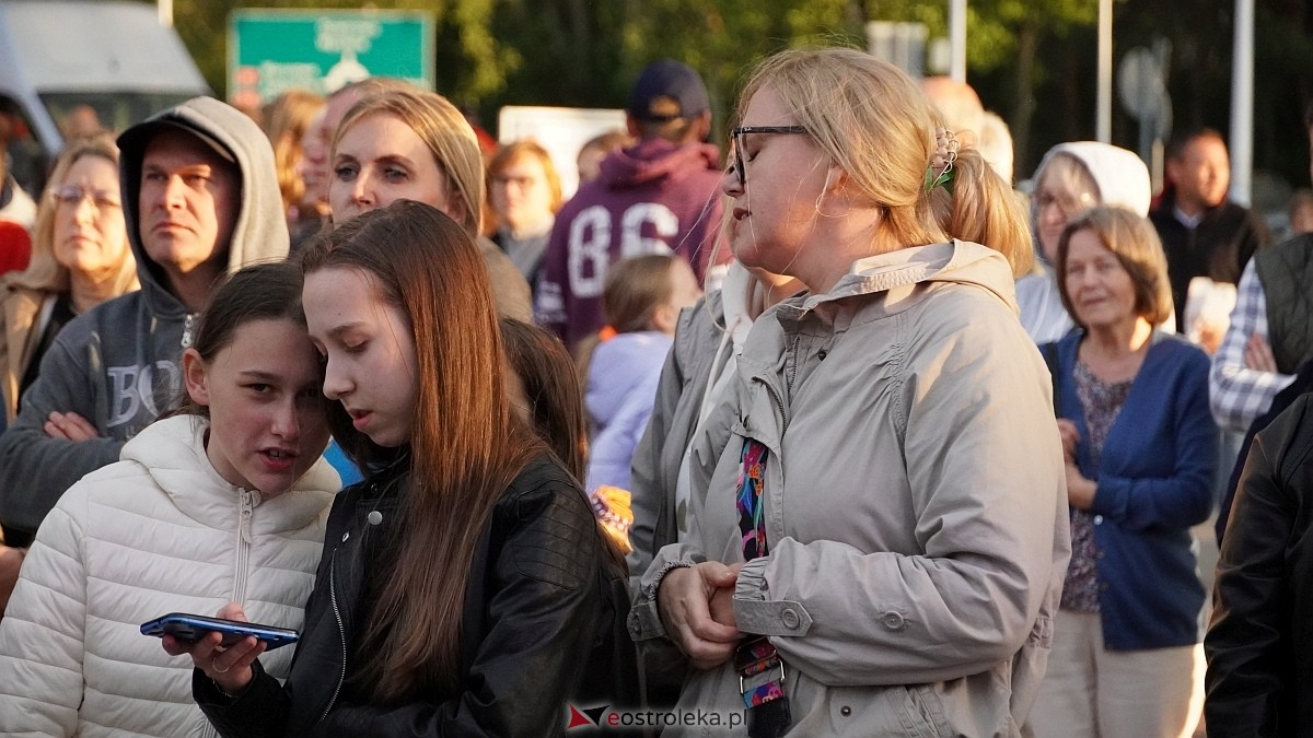 Koncert Uwielbienia - zespół Exodus 15 i Festiwal Piosenki Religijnej [19.06.2025] - zdjęcie #60 - eOstroleka.pl