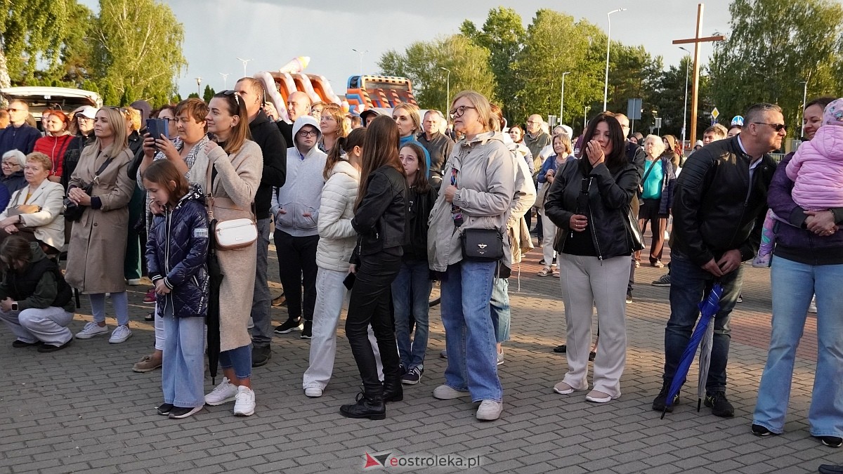 Koncert Uwielbienia - zespół Exodus 15 i Festiwal Piosenki Religijnej [19.06.2025] - zdjęcie #59 - eOstroleka.pl