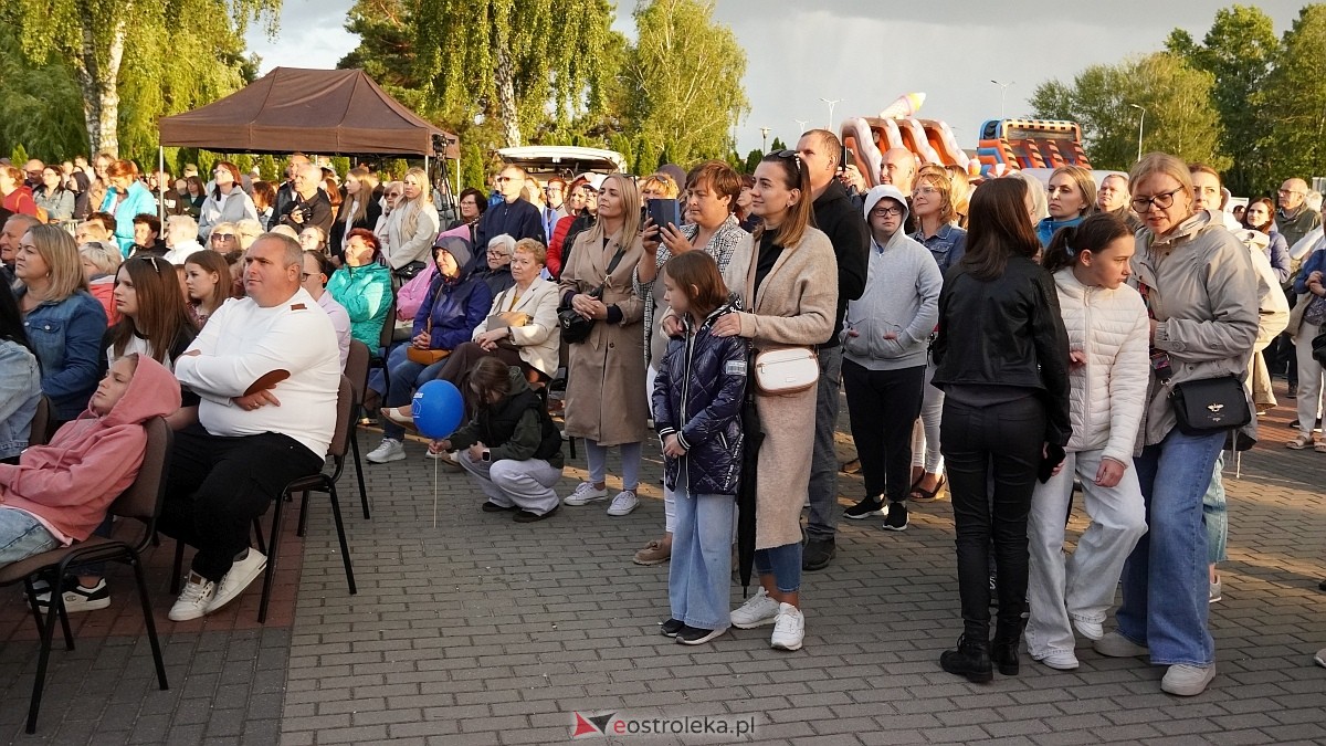 Koncert Uwielbienia - zespół Exodus 15 i Festiwal Piosenki Religijnej [19.06.2025] - zdjęcie #58 - eOstroleka.pl