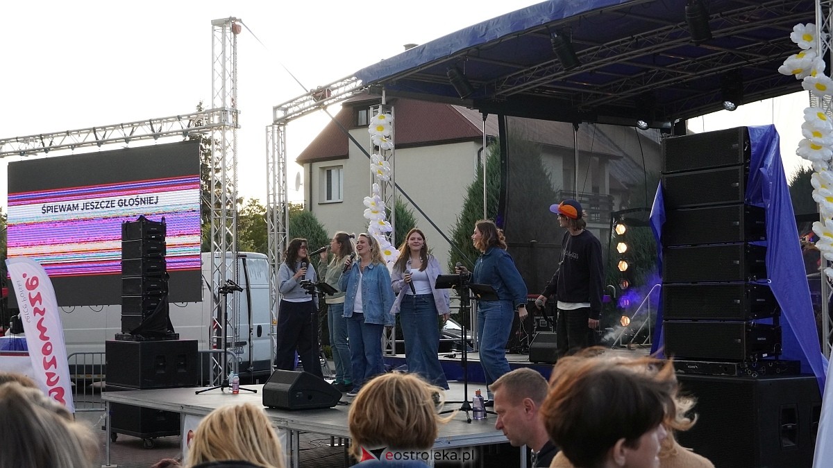 Koncert Uwielbienia - zespół Exodus 15 i Festiwal Piosenki Religijnej [19.06.2025] - zdjęcie #42 - eOstroleka.pl