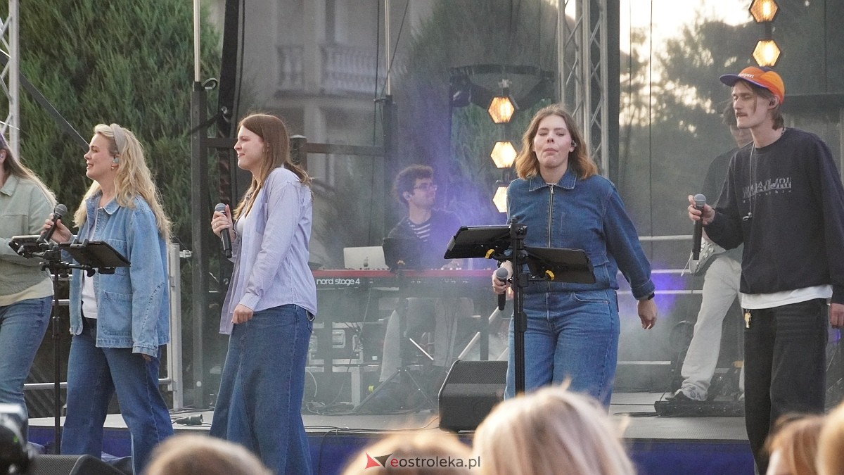 Koncert Uwielbienia - zespół Exodus 15 i Festiwal Piosenki Religijnej [19.06.2025] - zdjęcie #22 - eOstroleka.pl
