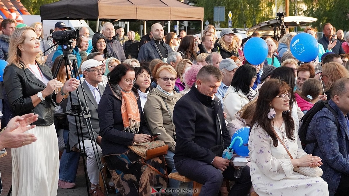 Koncert Uwielbienia - zespół Exodus 15 i Festiwal Piosenki Religijnej [19.06.2025] - zdjęcie #10 - eOstroleka.pl