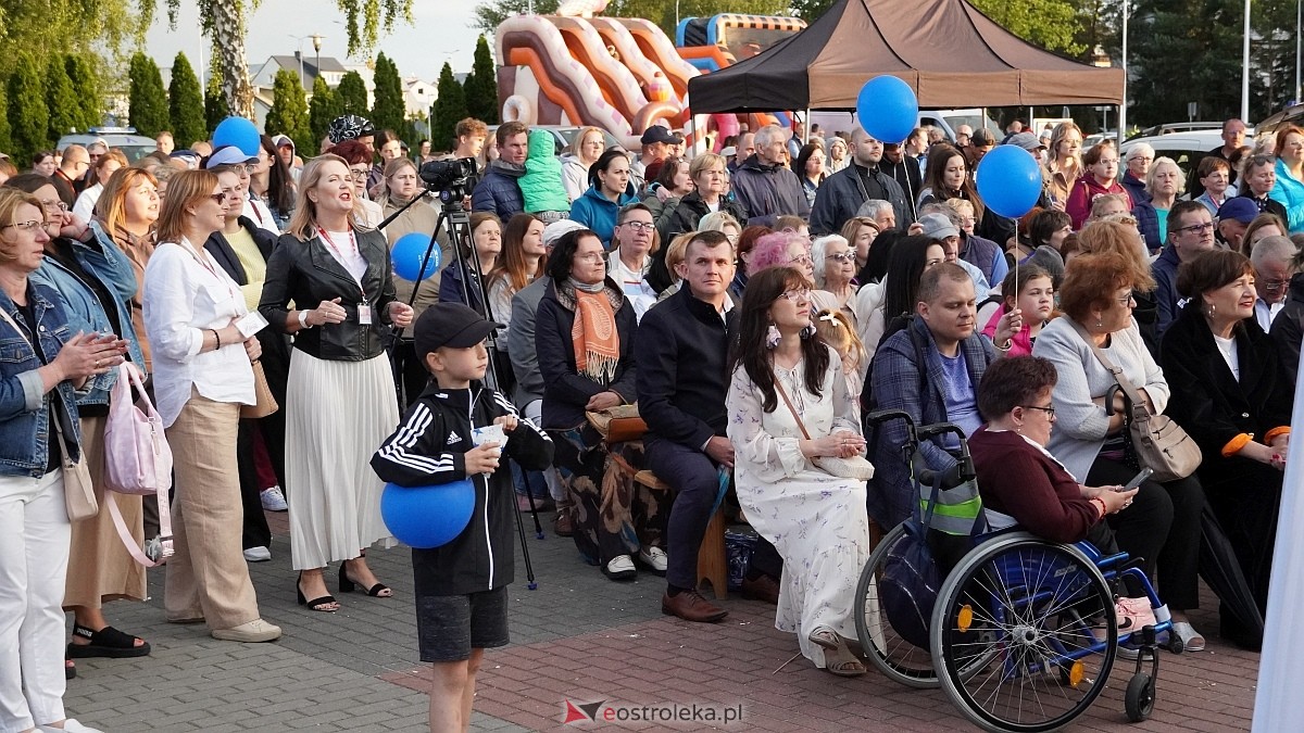 Koncert Uwielbienia - zespół Exodus 15 i Festiwal Piosenki Religijnej [19.06.2025] - zdjęcie #53 - eOstroleka.pl